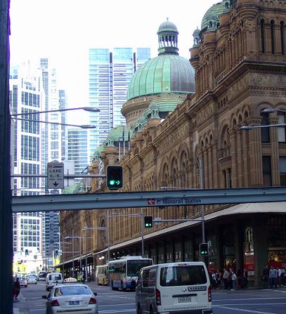 [Queen+Victoria+Building+y+Monorail+Sydney+CBD.jpg]