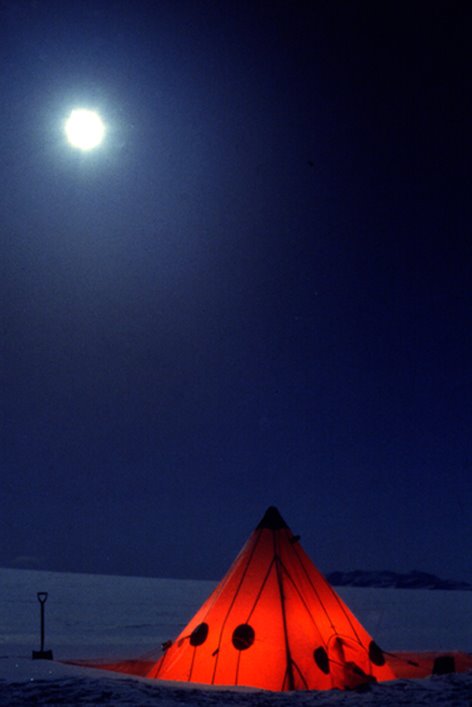 [My+tent+by+glacier+moonlight+-+by+Fossil+Bluff.jpg]