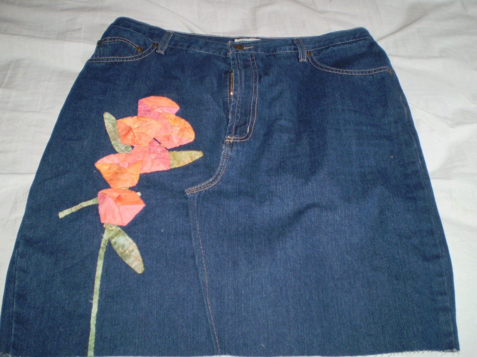 [fabricflower+skirt.jpg]
