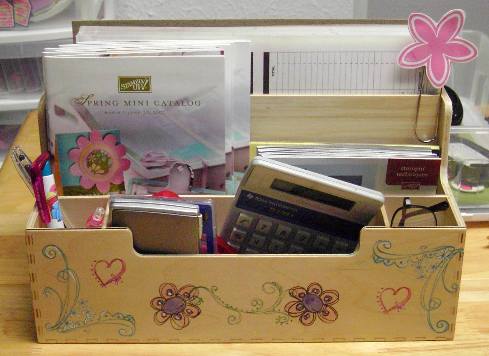 [stamped+wooden+organizer+paper+clips+and+St+Patrick+Card+001.jpg]