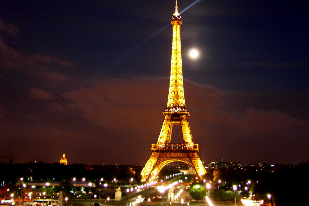 [Eiffel Tower 58.jpg]