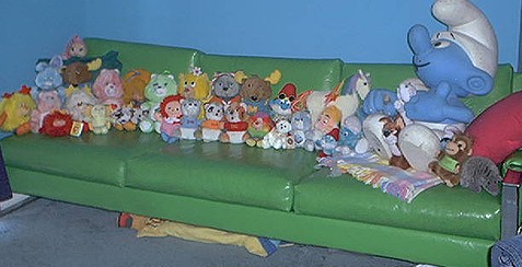 [green+couch+toys+cropped1.jpg]