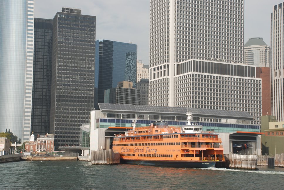 [200710-NYC-13-staten-island-ferry.jpg]