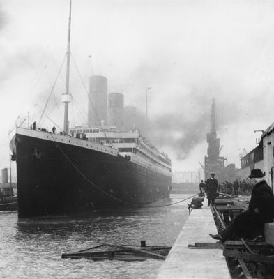 [Titanic-in-dock.jpg]