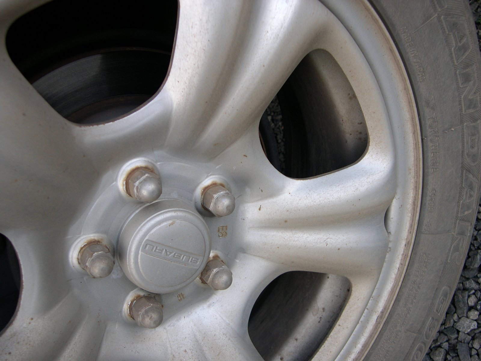 [car+tyres+(3).JPG]