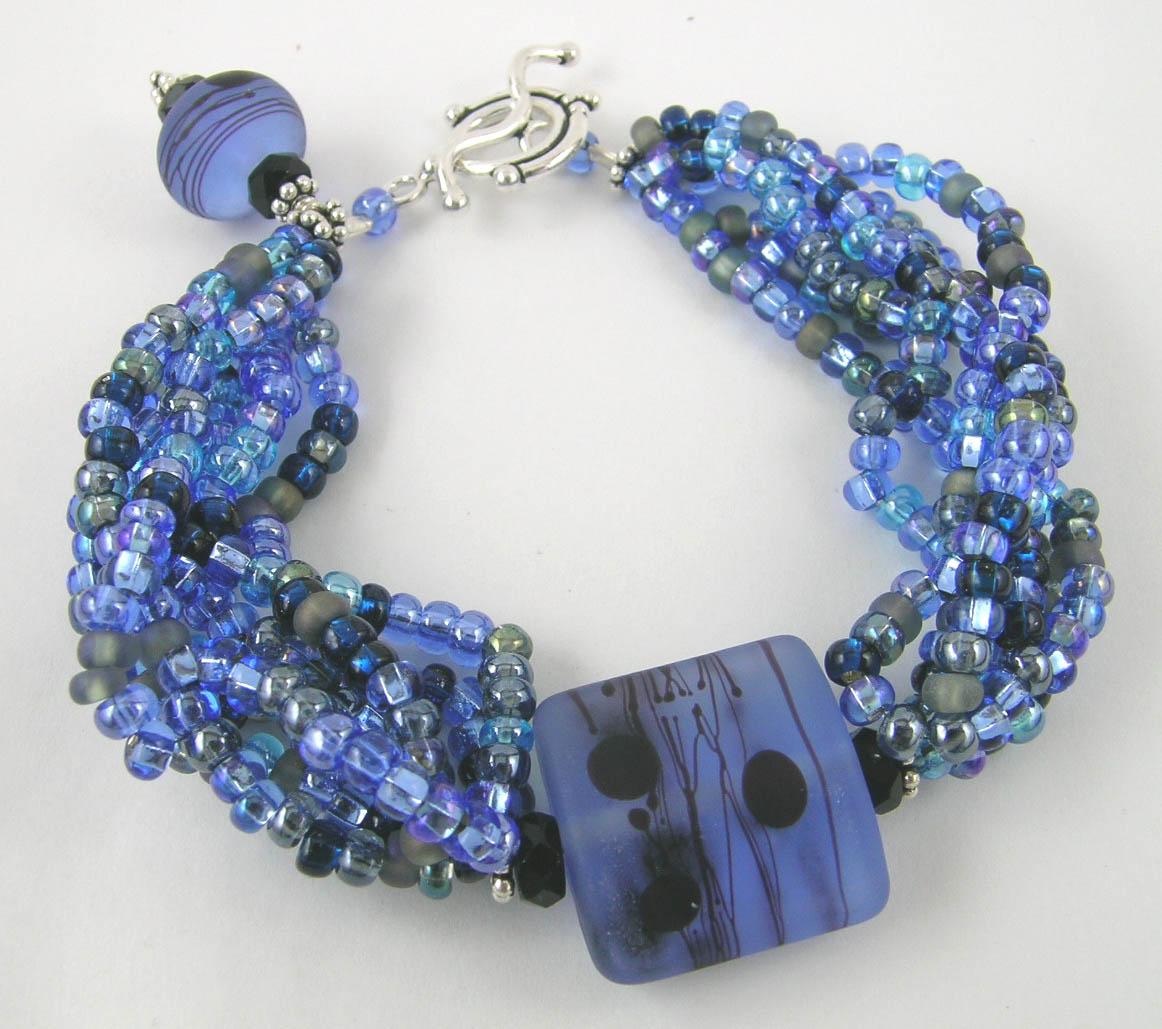 [blue+bracelet.jpg]