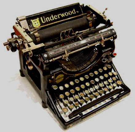 [Old+Underwood+Typewriter.jpg]