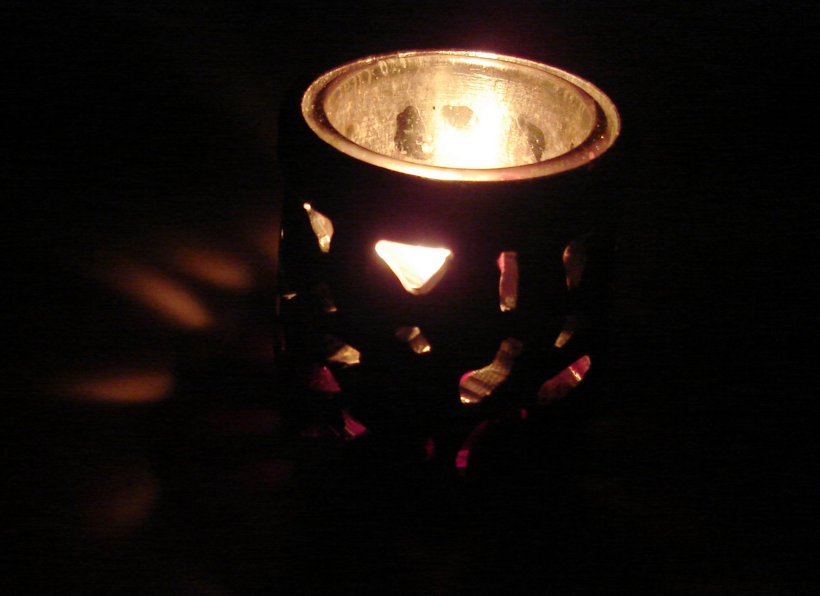 [candle1.JPG]