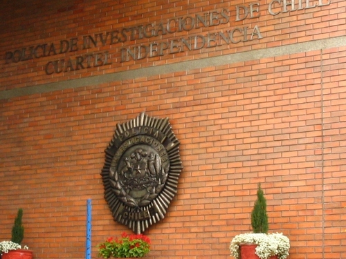 [entrance+to+Police+headquarters.JPG]