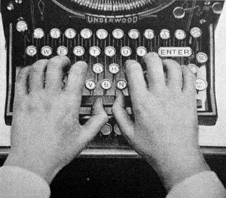 [typewriter1.png]