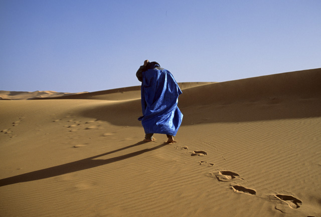 [Tuareg+contra+el+viento.jpg]