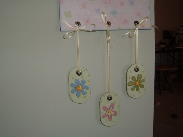 [perfect+pearls+easter+wall+hanging+tutorial+bottom+portion+complete.JPG]