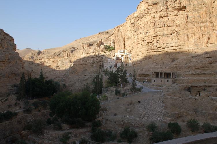 [Hodzeva+Monastery+in+the+Wadi+Kelt.JPG]