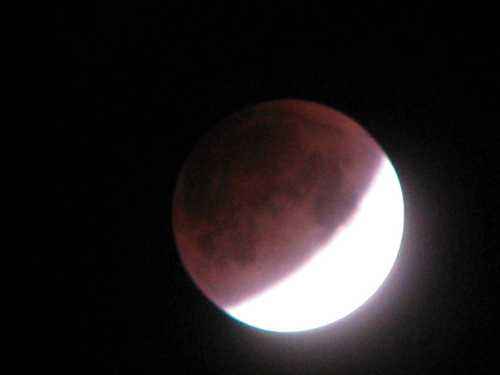 [Eclipse+de+luna+2008+022.jpg]