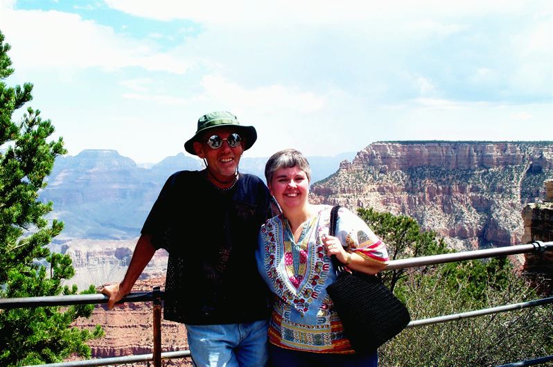 [Jim+&+Lesa+at+Grand+Canyon.jpg]