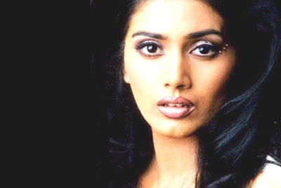 Indian Actress - Sonali Kulkarni