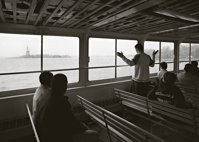 [20020426+Outstretched+Arms+Ferry.jpg]
