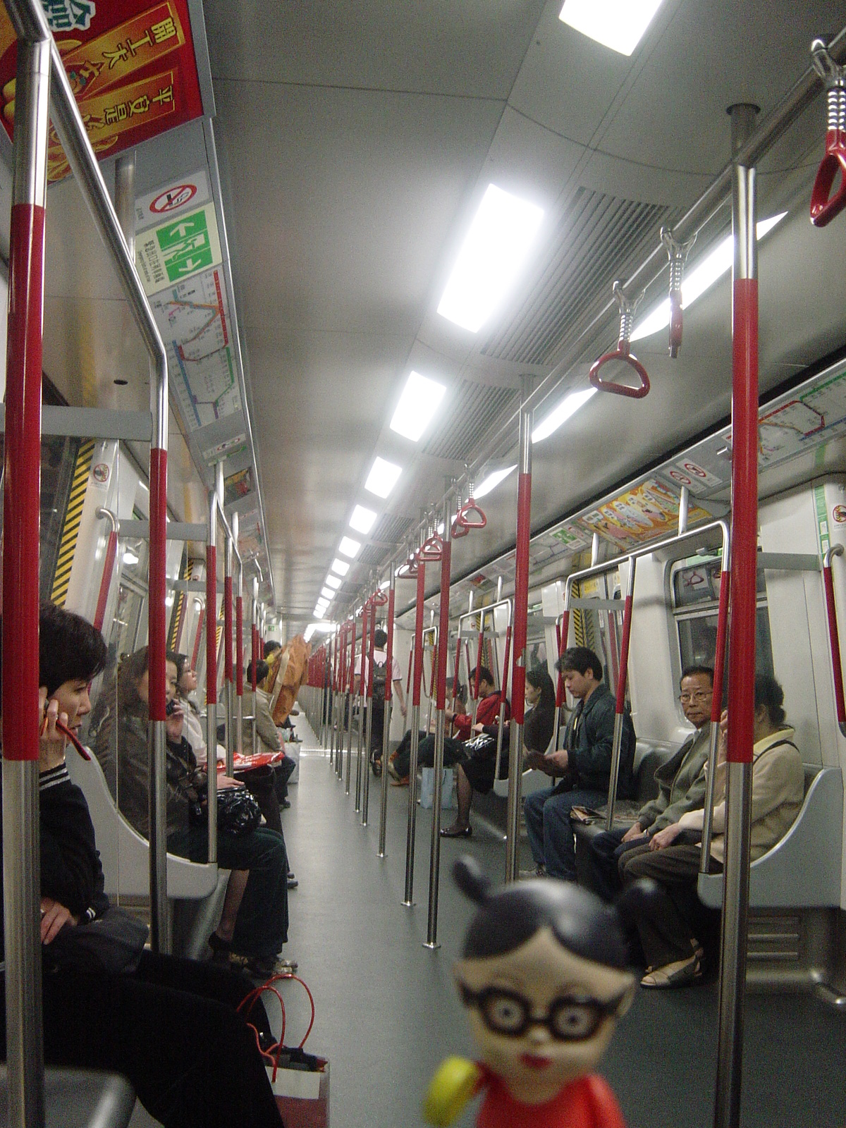 [04-HK+MTR+(tube).JPG]