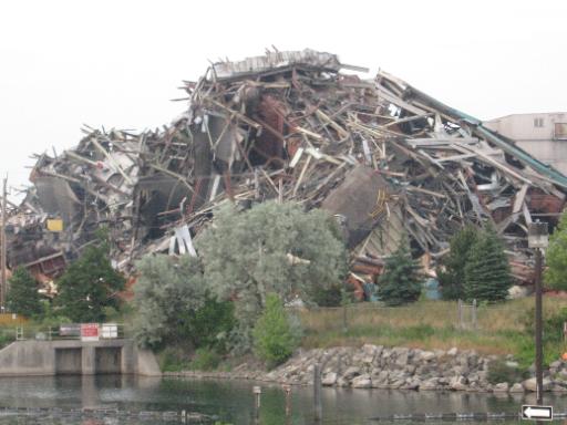 [lakeview_generating_station-rubble.jpg]