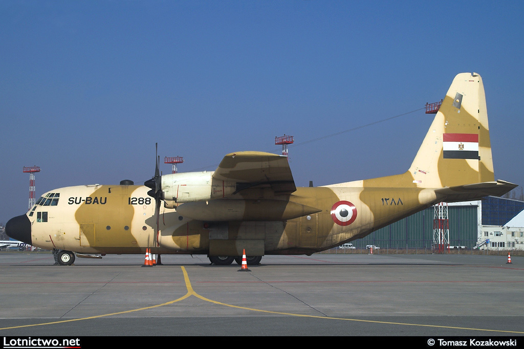 [C-130+SU-BAU+1288+VARSOVIA+OKECIE+11-03-2008.jpg]