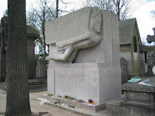 O túmulo de Oscar Wilde