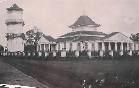 [Moskee+te+Palembang+1893.jpg]