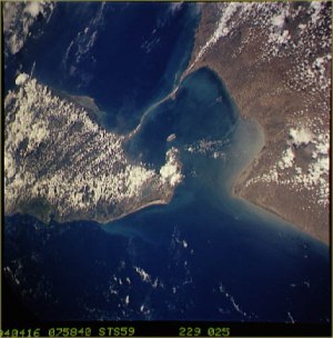 [NASA_satellite_photo_of_Rama's_Bridge.jpg]