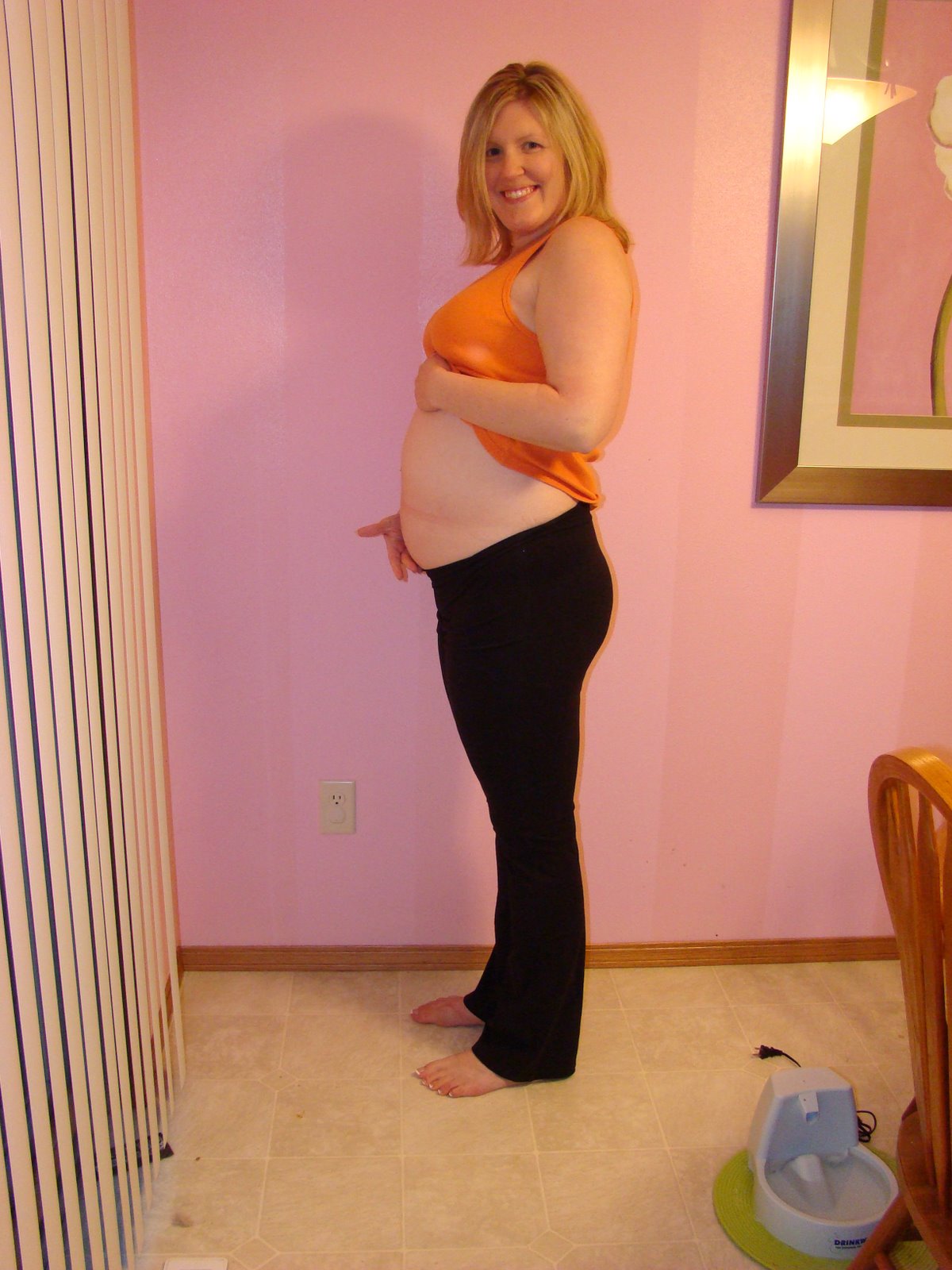 [25+weeks+belly.JPG]