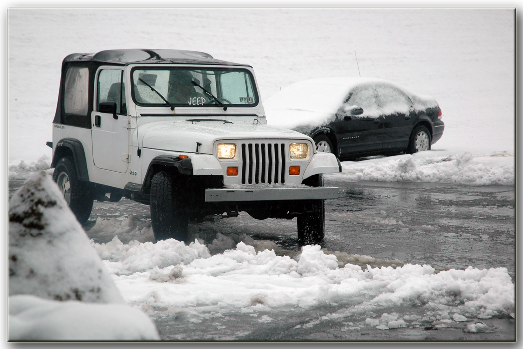 [Jeep_in_snow.jpg]