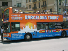 [barcelona-tour-bus.jpg]