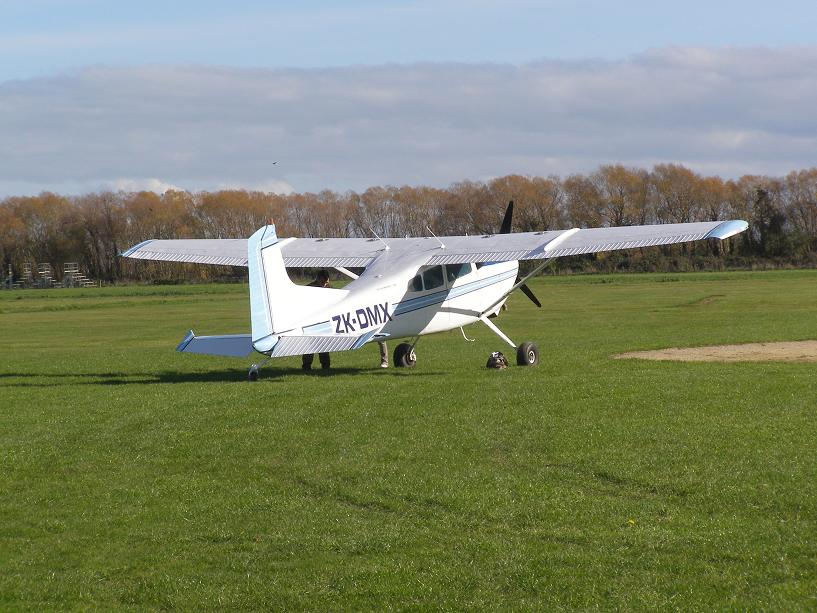 Cessna A185F ZK-DMX