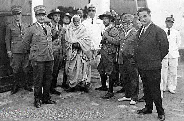 [Omar_Mokhtar_arrested_by_Italian_Fascists.jpg]