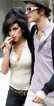 [Amy_Winehouse_and_B_202641a.jpg]