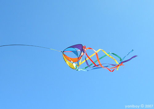 [kitespinner.jpg]