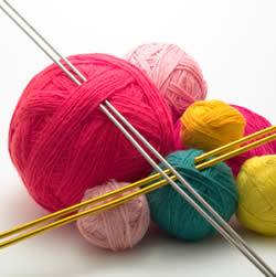 [knitting_250x251.jpg]