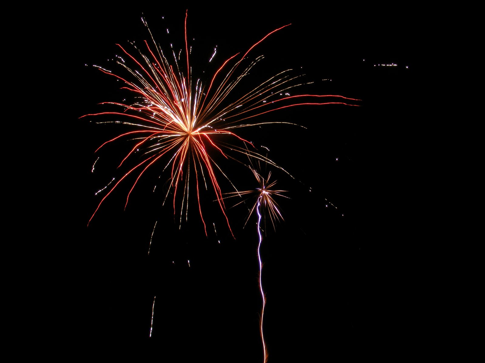 [best+fireworks+photo.jpg]