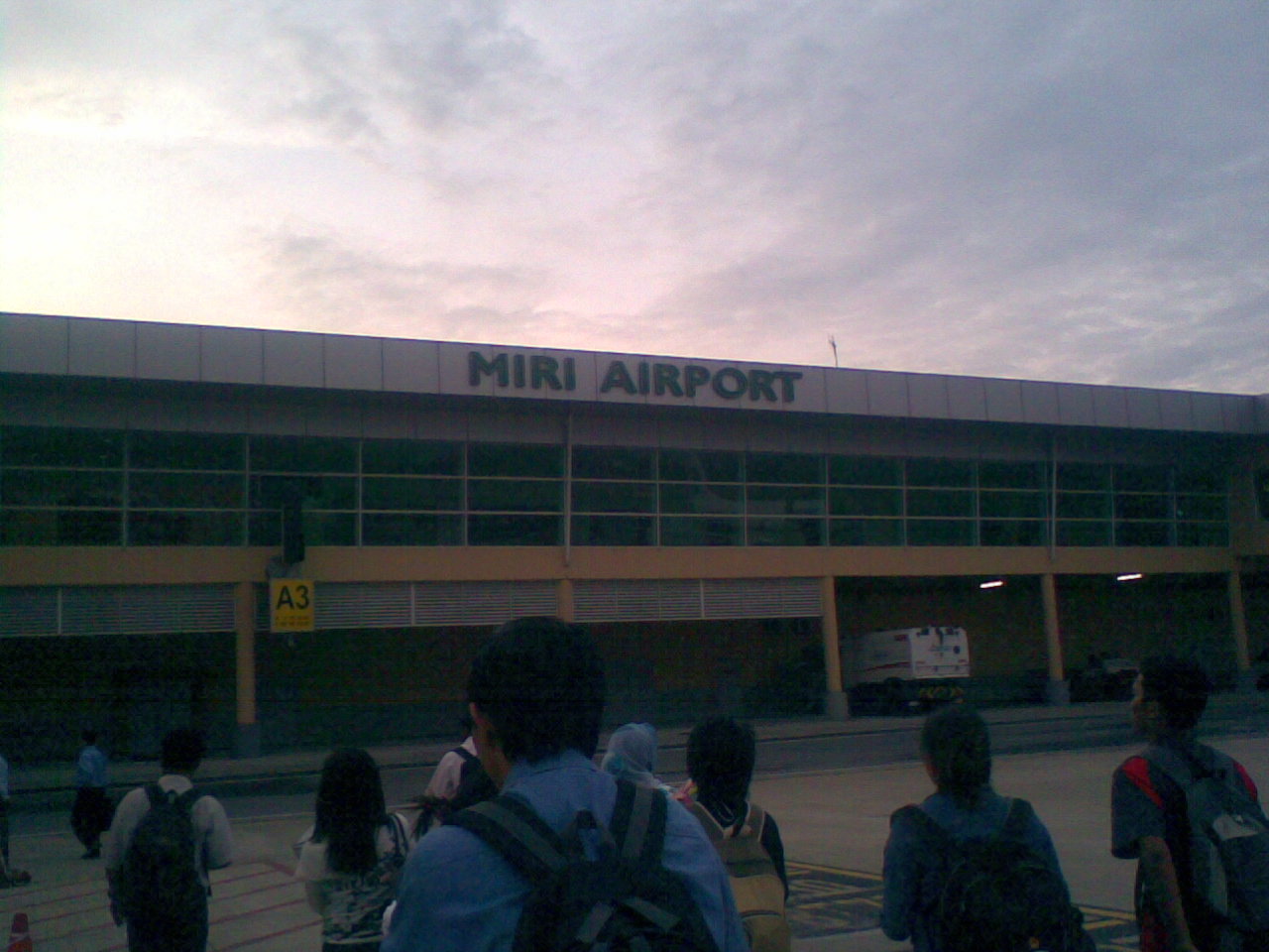 [miri+airport.jpg]