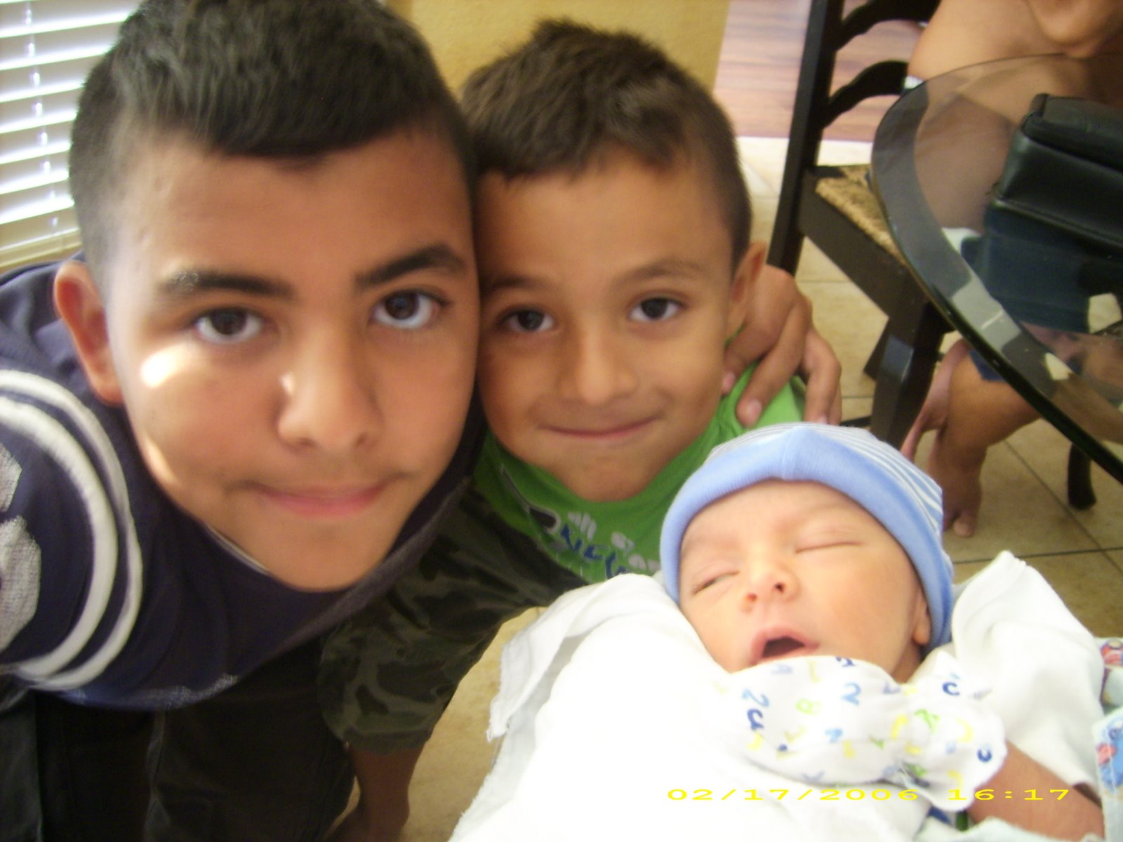 [baby+issac+and+denys+008.jpg]