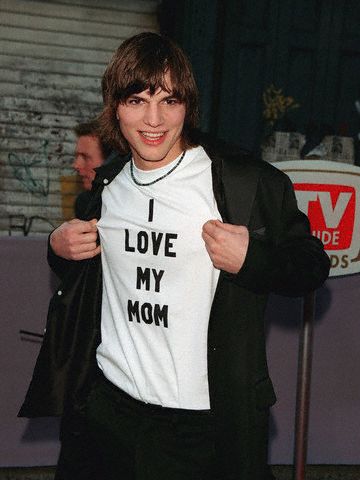 [Ashton-Kutcher-mom.jpg]