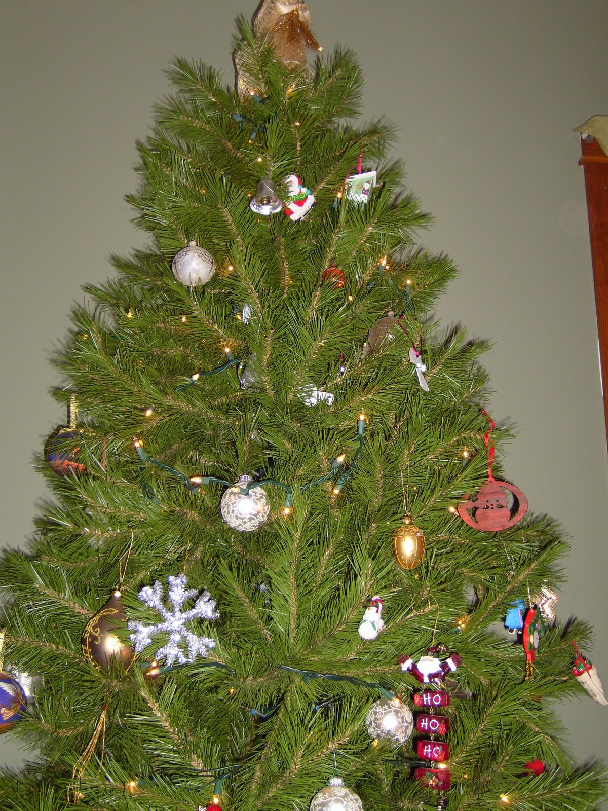 [Christmas+tree.jpg]