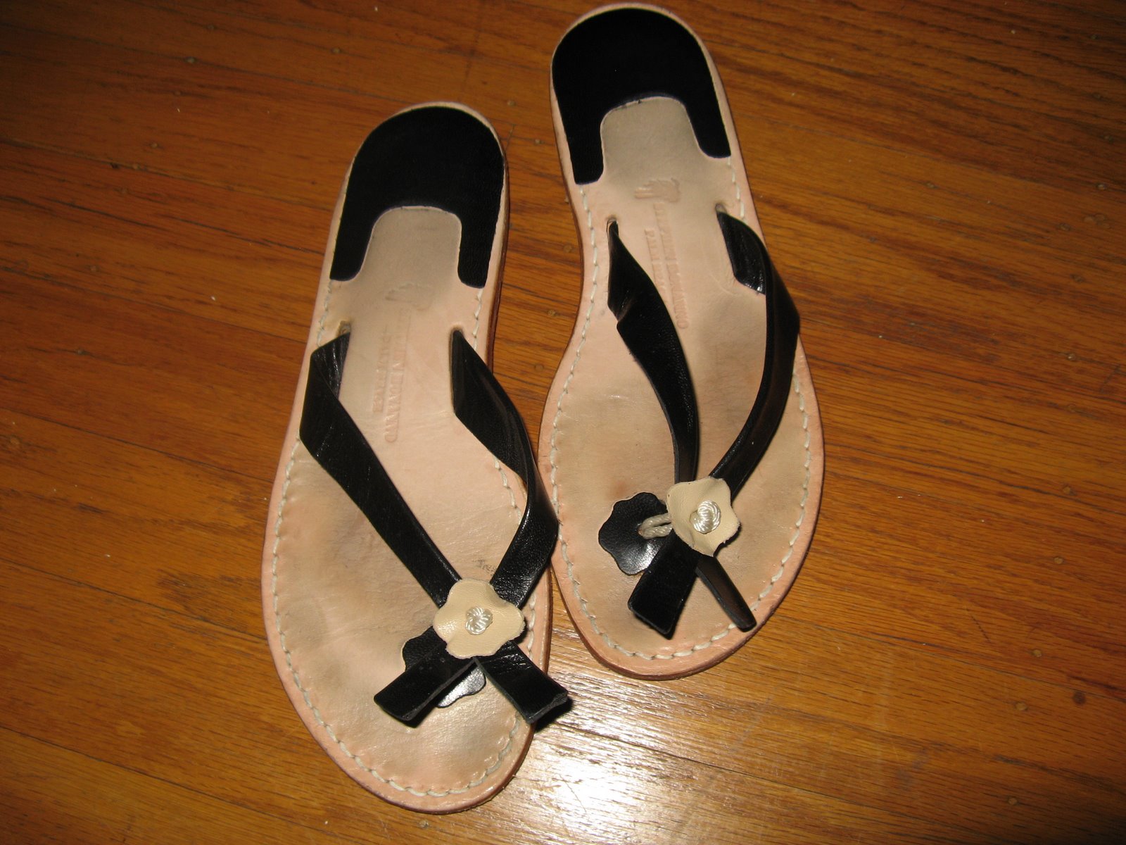 [sandals+003.jpg]