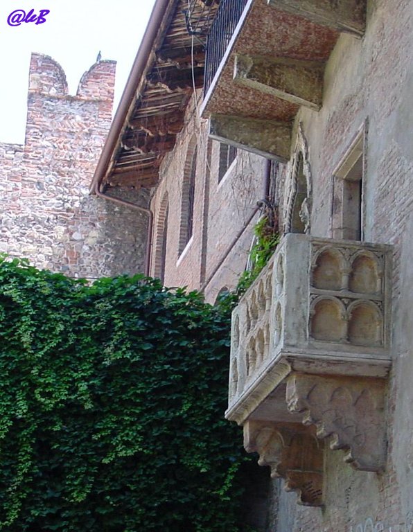 [Verona,+balcone.jpg]