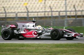 [McLaren_Ala_Yunque_Test+Hockenheim_Julo_2008.jpg]