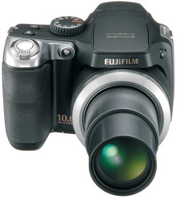 Fujifilm Finepix S8100fd digital camera - Review