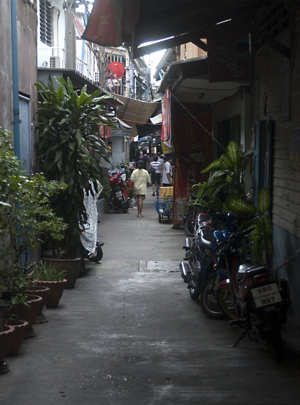 [Bangkok+Alley-58.jpg]