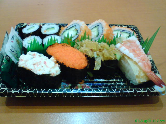 [Sushi+set.JPG]