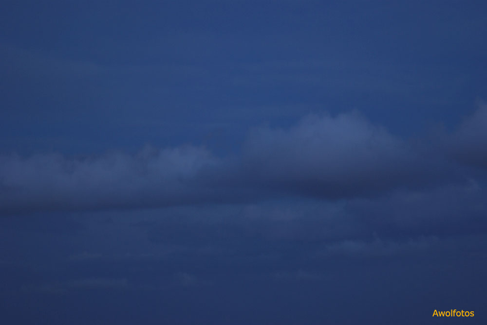 [nuvol+en+blau.jpg]