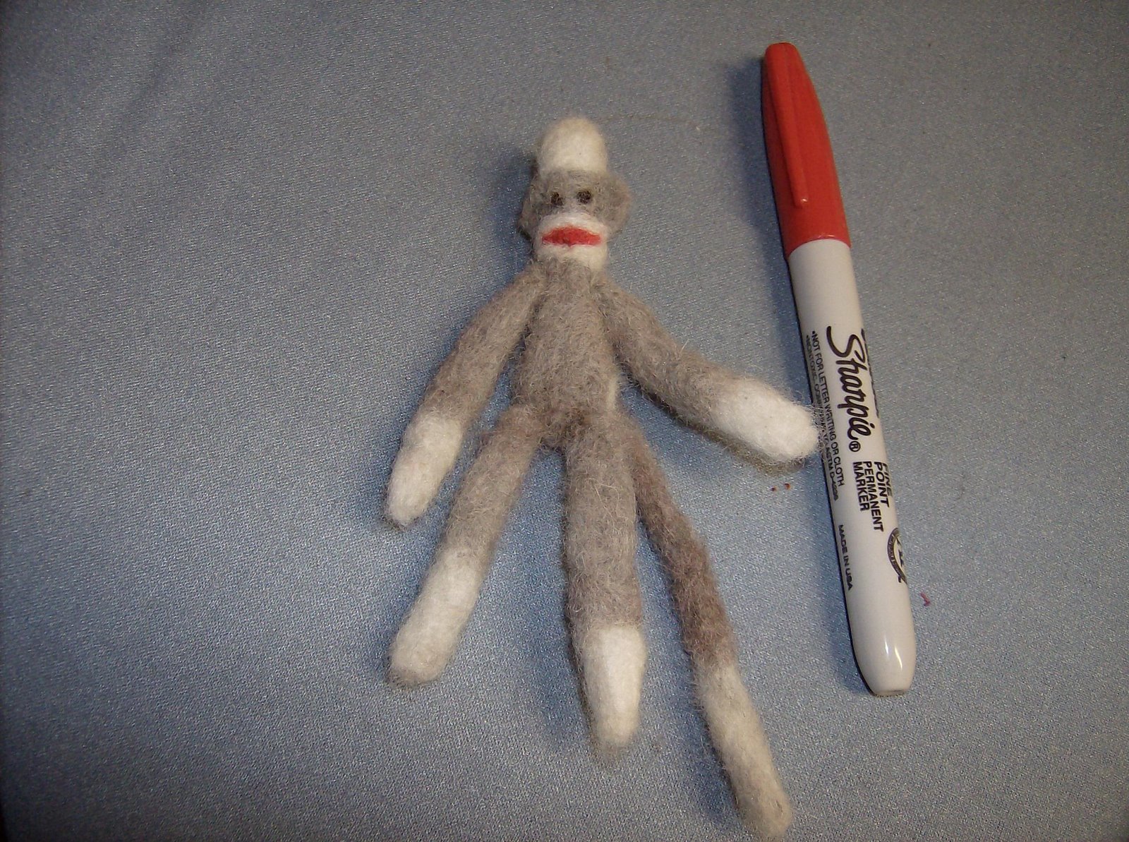 [needle+felted++sock+monkey+1.jpg]