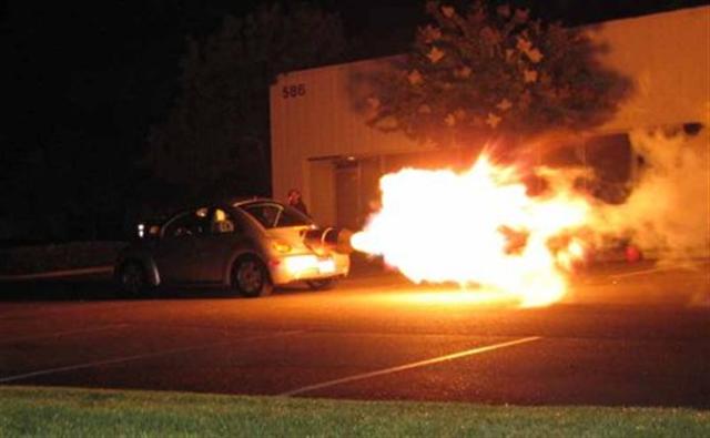[VW+Beetle+fire+exhaust.jpg]