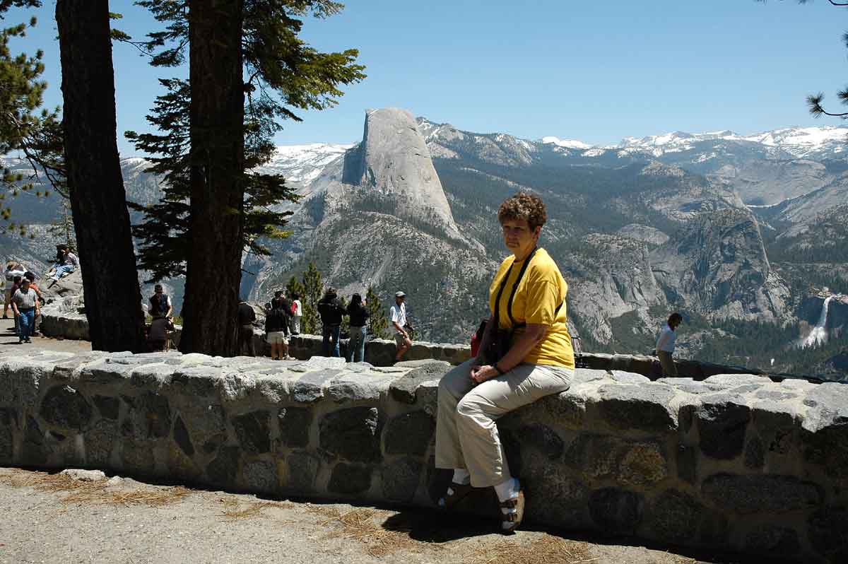 [Yosemite-and-yellow.jpg]